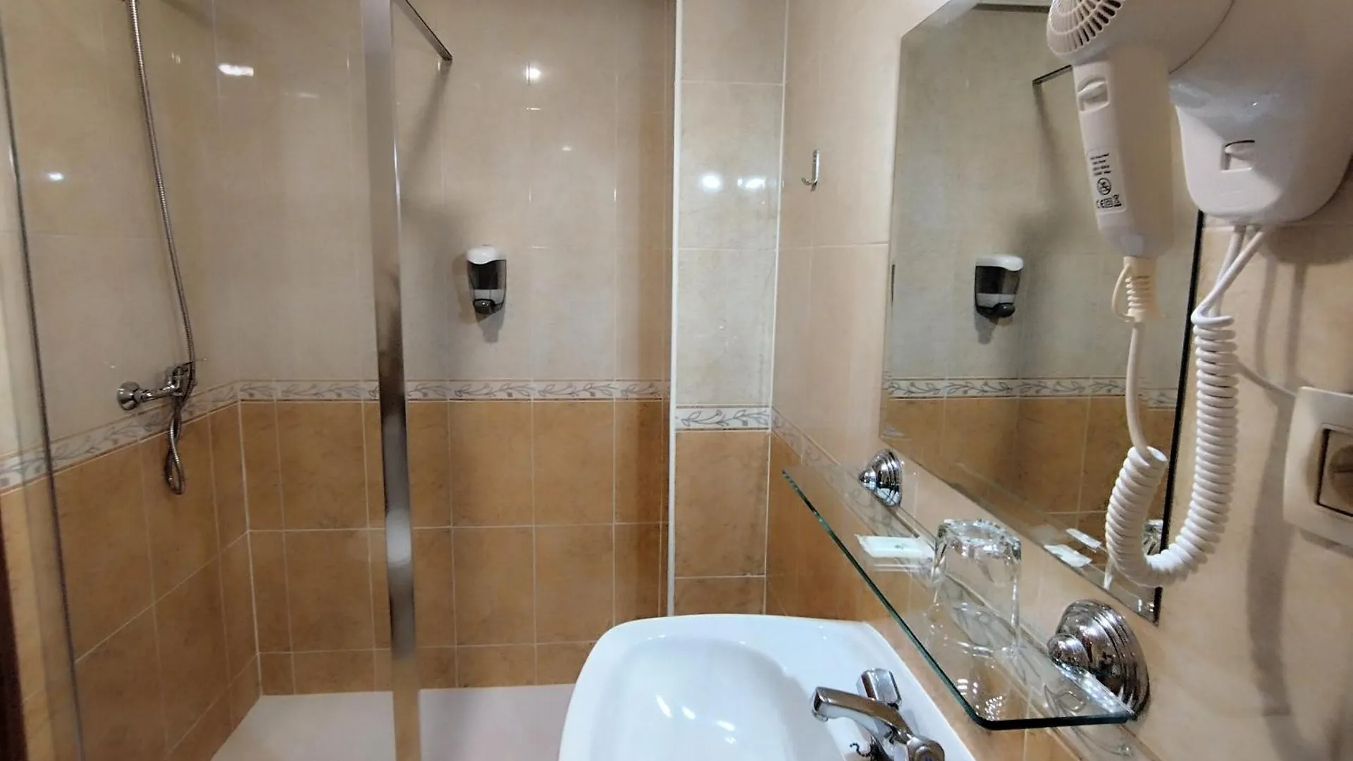 Hostal Madrid I Toledo Affittacamere